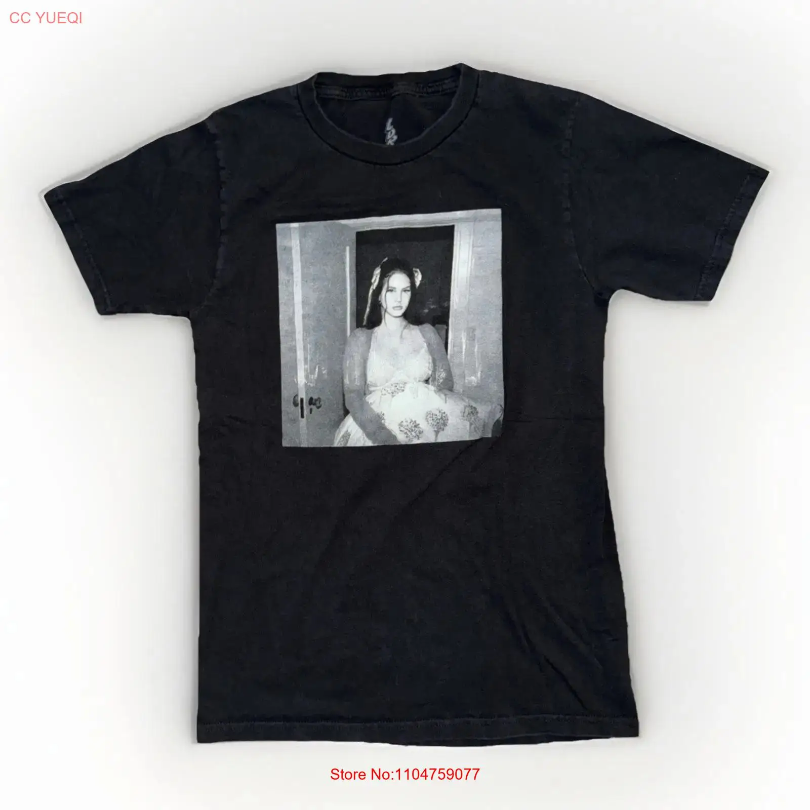 Lana Del Rey Photograph T Shir - Vintage Fashion Photographers 评论和价格